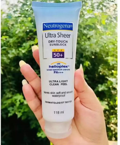 Nutrogena Ultrasheer Sunscreen SPF 50+ PA++++ | Broad Spectrum UVA/UVB | Blue Light Protect | No White Cast | Water Resistant, Ultra Light & Non Sticky | Oily, Dry & Sensitive Skin | For Women & Men |(Korean)
